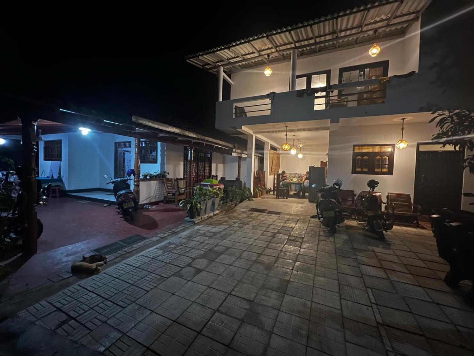 Little Villa Guest House Ahangama Buitenkant foto