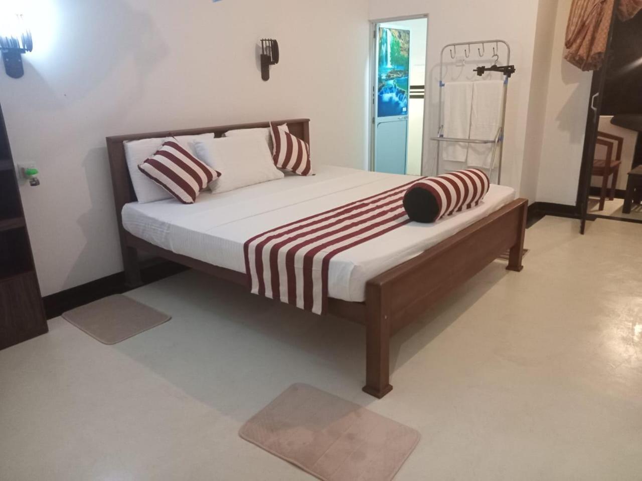 Little Villa Guest House Ahangama Buitenkant foto