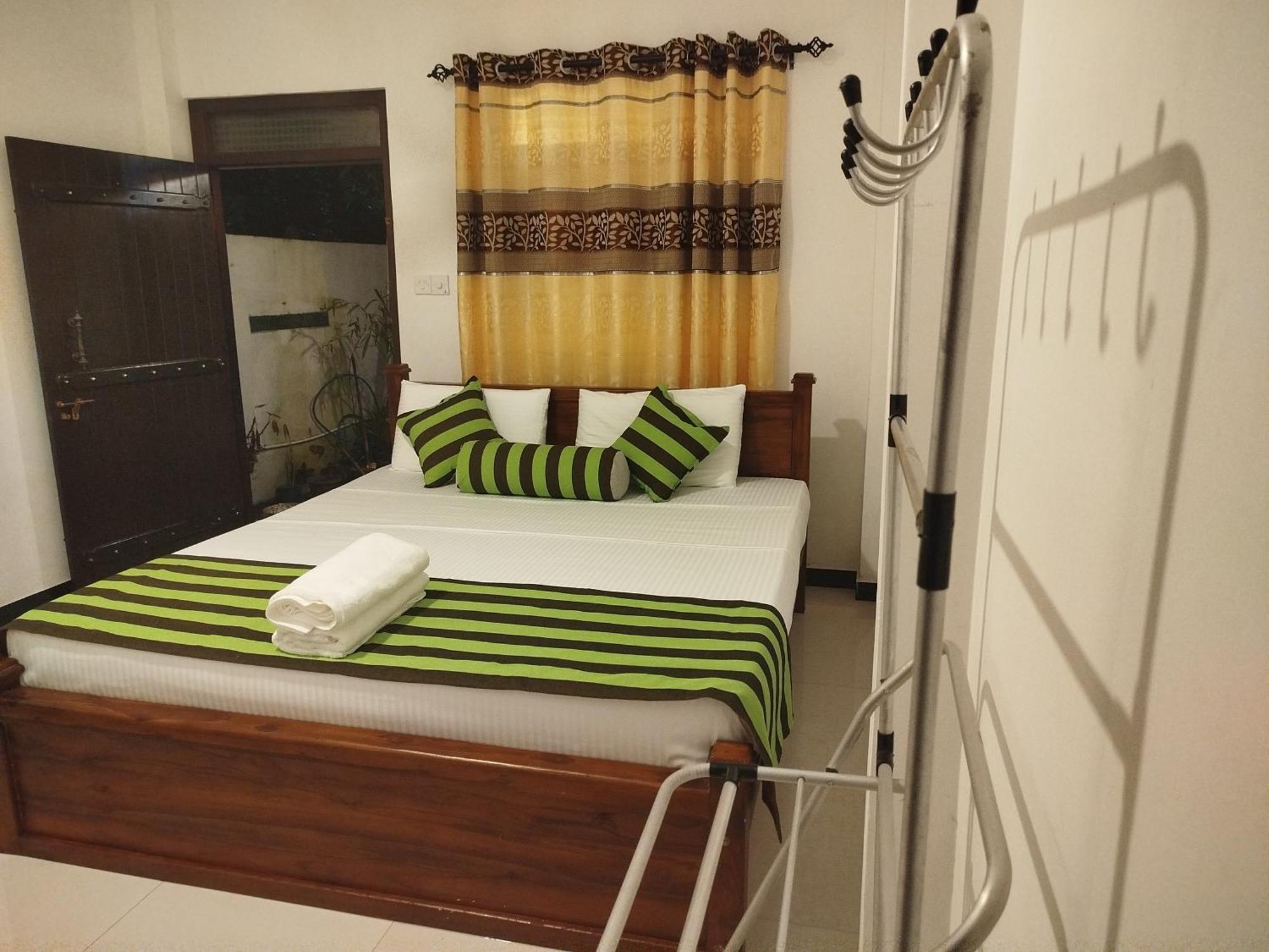 Little Villa Guest House Ahangama Buitenkant foto