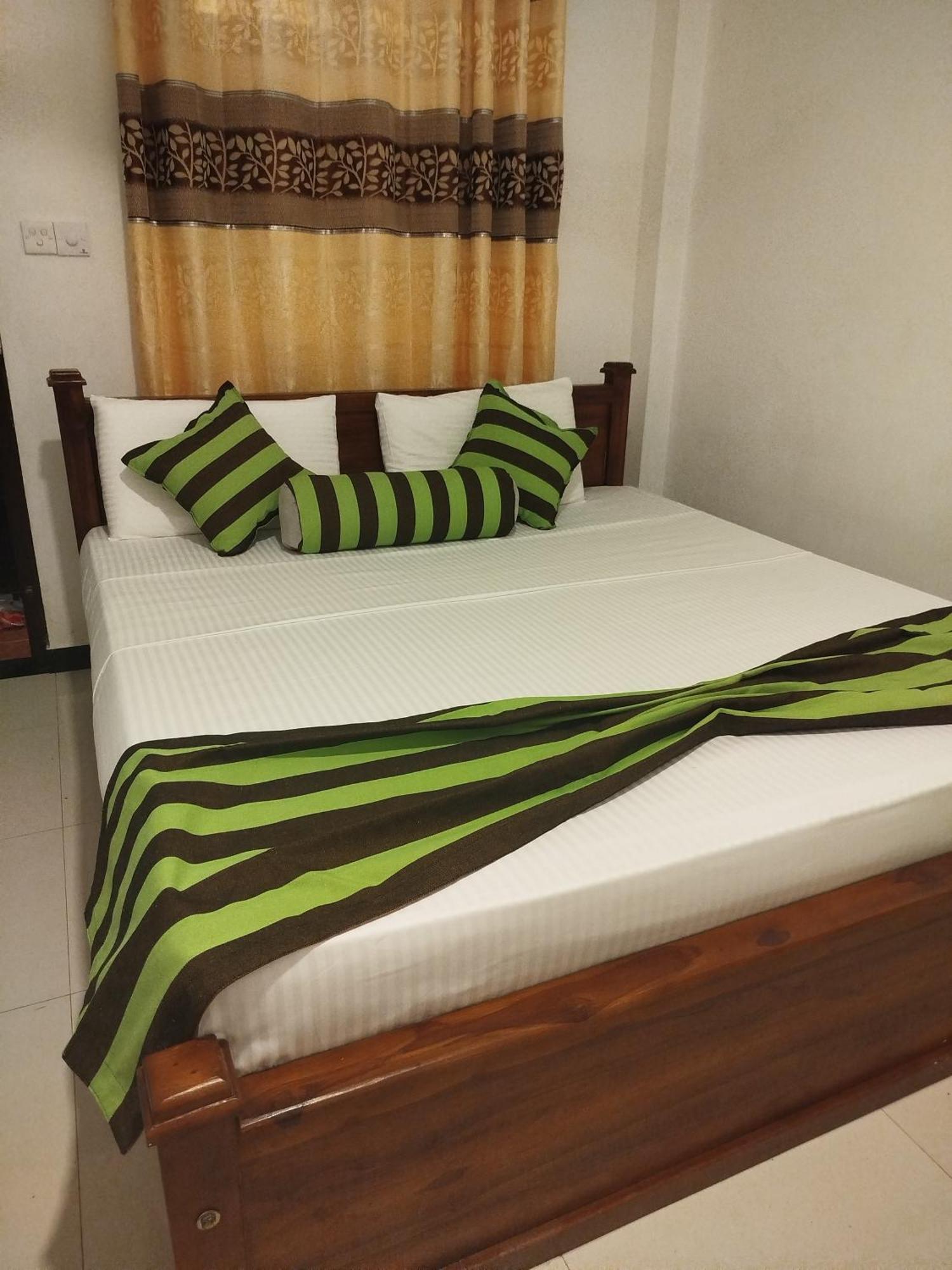 Little Villa Guest House Ahangama Buitenkant foto